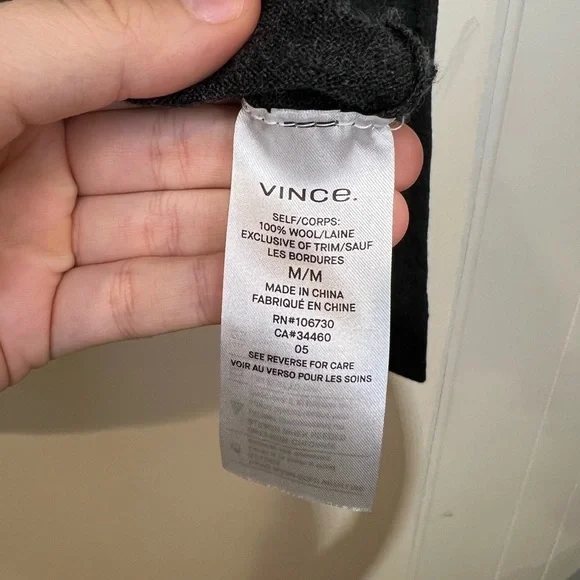 Medium Vince wool button up Henley sweater